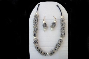 collar reciclado