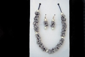 collar reciclado 2